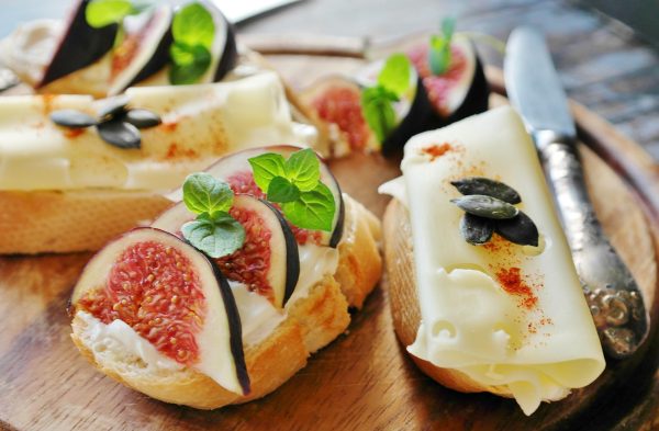 8 Foods That Help Support Healthy Blood Sugar Levels